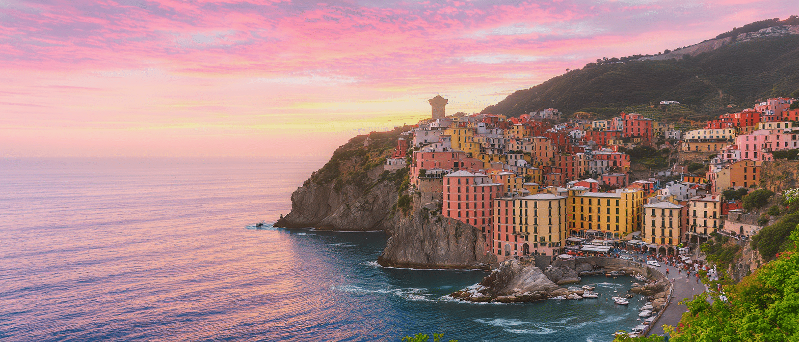 découvrez les incontournables d'italie en 15 jours avec notre circuit touristique. explorez des villes emblématiques comme rome, florence et venise, tout en savourant la gastronomie locale et en admirant des paysages à couper le souffle. préparez-vous pour un voyage inoubliable à travers l'histoire, l'art et la culture italienne.