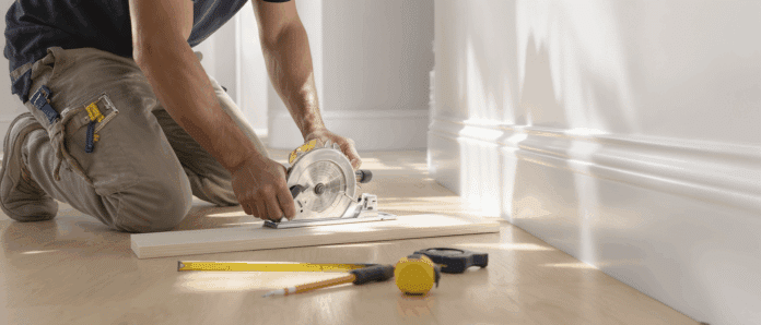 découvrez notre guide pratique pour apprendre à poser des plinthes de rénovation facilement. suivez nos conseils étape par étape pour embellir vos espaces et donner un coup de neuf à votre intérieur.